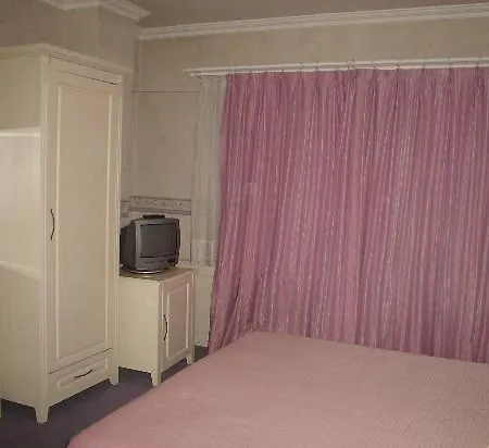 Szálloda Atay
